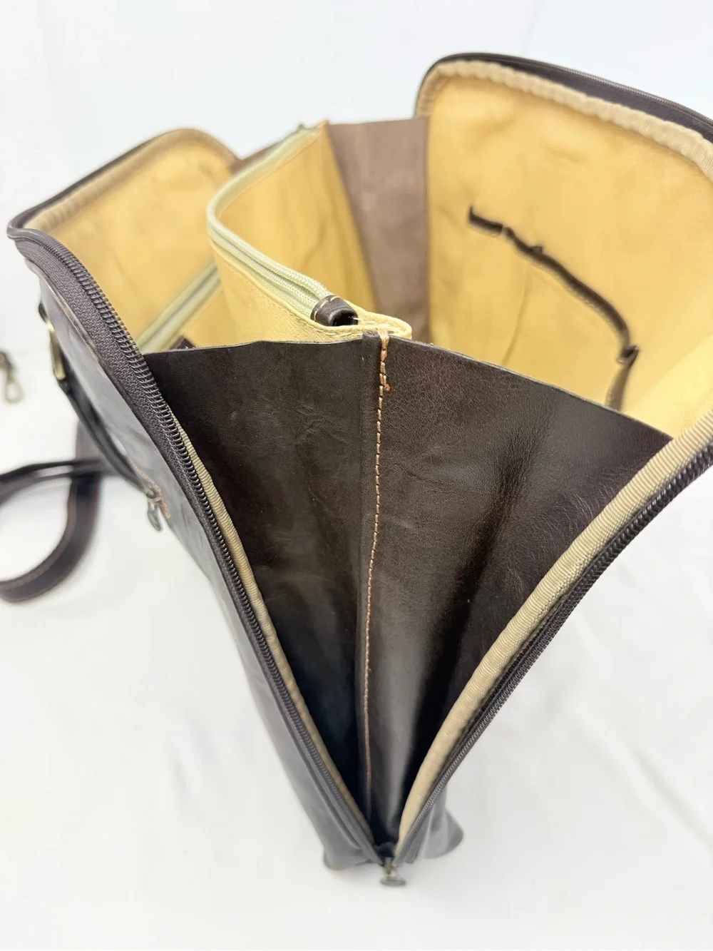 Luigi Benetton Italian Crafted Leather Dark Brown Double Handle Commuter Bag